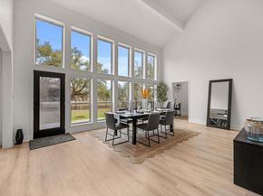 8708 Balcones Club DR, Austin TX 78750