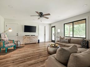 12426 Deer TRAK, Austin TX 78727