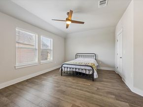 13001 Hymeadow DR 38, Austin TX 78729