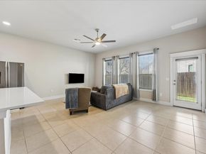 13001 Hymeadow DR 38, Austin TX 78729