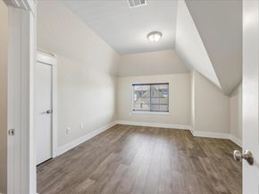 13001 Hymeadow DR 38, Austin TX 78729