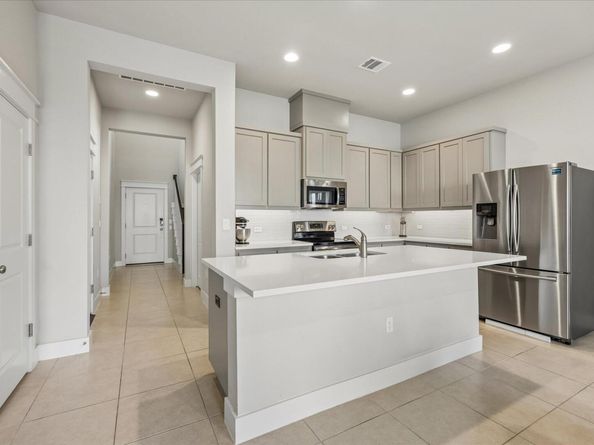 13001 Hymeadow DR 38, Austin TX 78729