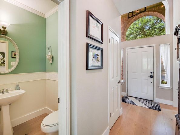 6456 Ruxton LN, Austin TX 78749