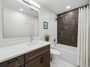 360 Nueces ST 2302, Austin TX 78701