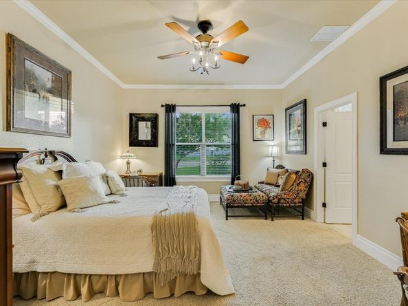 124 Walnut Tree LOOP, Georgetown TX 78633