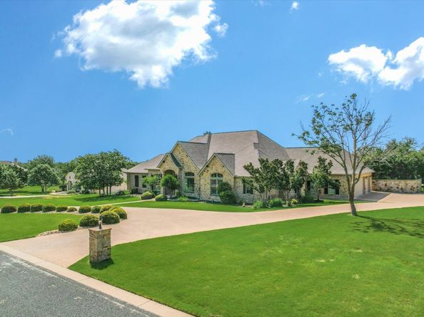 124 Walnut Tree LOOP, Georgetown TX 78633
