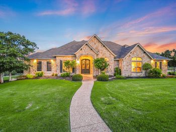 124 Walnut Tree LOOP