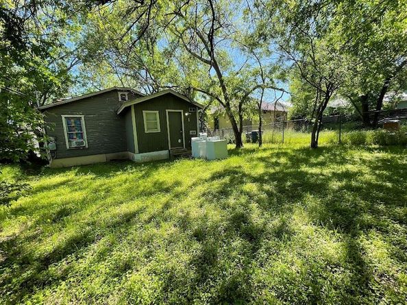 3208 E 16th ST, Austin TX 78721