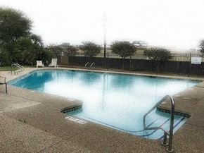 1748 Ohlen RD 42, Austin TX 78757