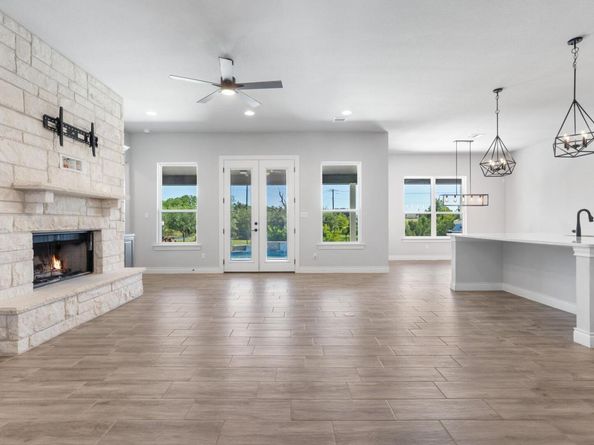 416 Buffalo TRL, Liberty Hill TX 78642