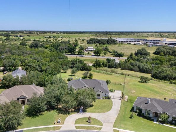 416 Buffalo TRL, Liberty Hill TX 78642
