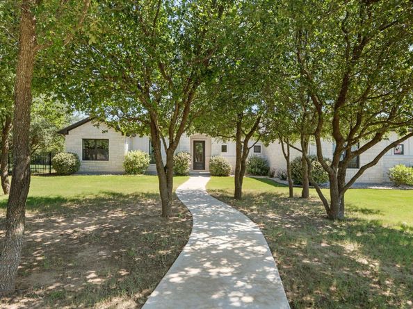 416 Buffalo TRL, Liberty Hill TX 78642