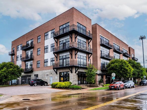 2235 E 6th ST 302, Austin TX 78702