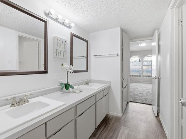 101 E 33rd ST 206, Austin TX 78705