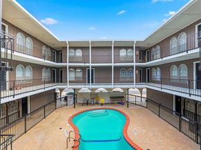 101 E 33rd ST 206, Austin TX 78705