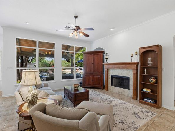 2200 Rio Mesa DR, Austin TX 78732
