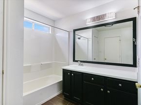 1193 Curve ST, Austin TX 78702