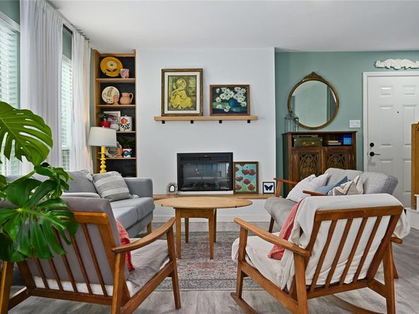 7317 Shadywood DR, Austin TX 78745