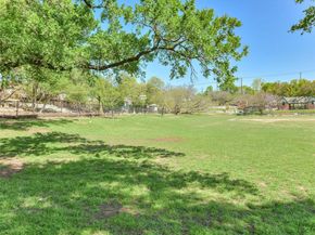 1503 W 9th ST 106, Austin TX 78703