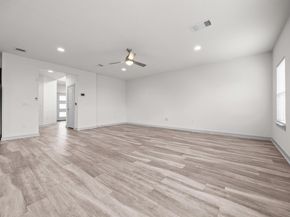 8324 Mimi LN, Austin TX 78724