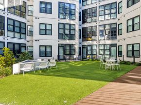 800 Embassy DR 204, Austin TX 78702