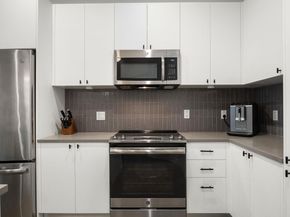 800 Embassy DR 204, Austin TX 78702