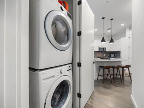 800 Embassy DR 204, Austin TX 78702