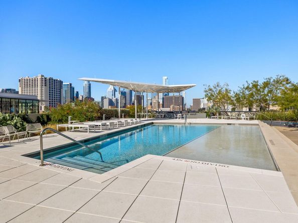 800 Embassy DR 204, Austin TX 78702