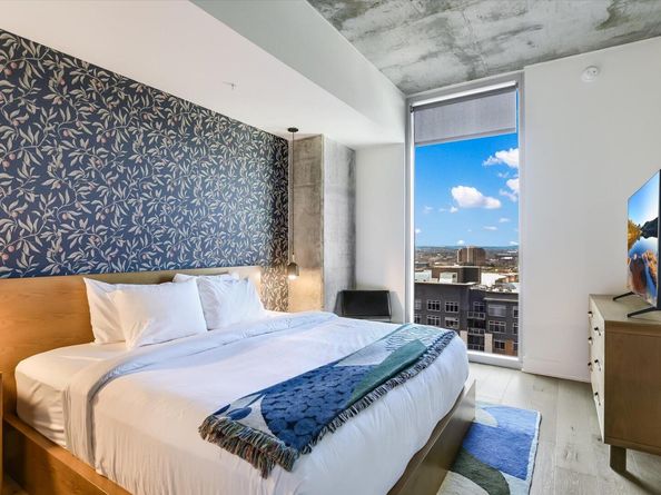 48 East Ave 1711, Austin TX 78701