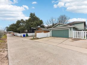 1524 Big Thicket DR, Cedar Park TX 78613