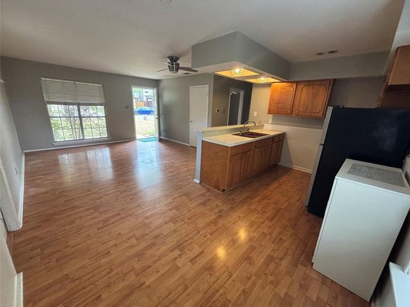 8308 Hathaway DR, Austin TX 78757