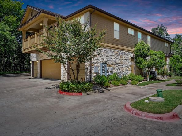 1310 W Parmer LN 2002, Austin TX 78727