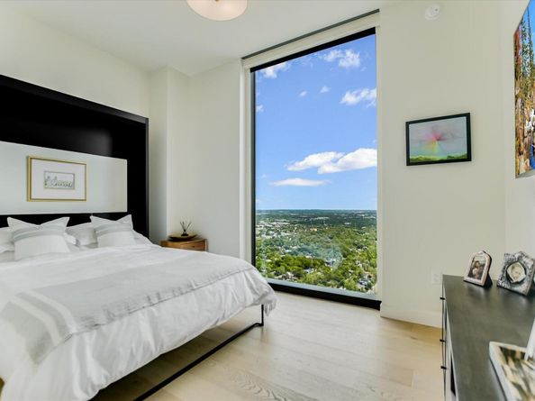 44 East Ave 3906, Austin TX 78701