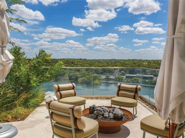 44 East Ave 3906, Austin TX 78701