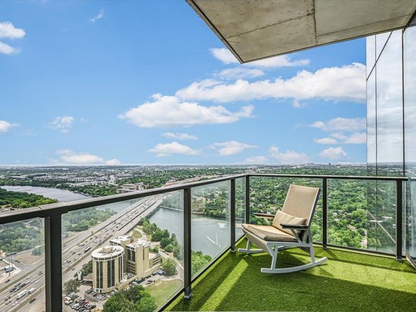 44 East Ave 3906, Austin TX 78701