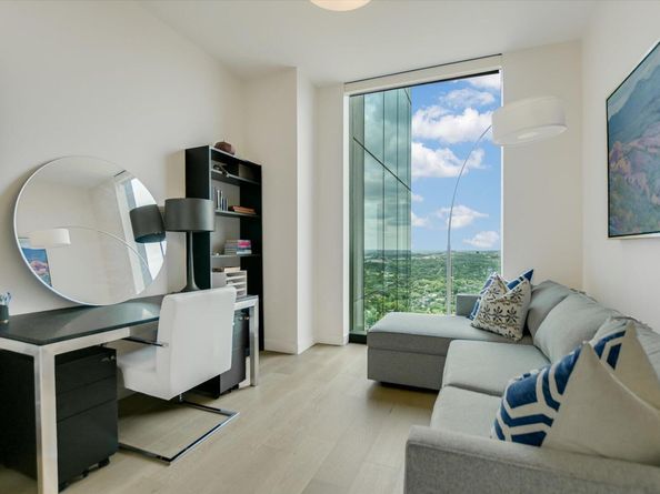 44 East Ave 3906, Austin TX 78701