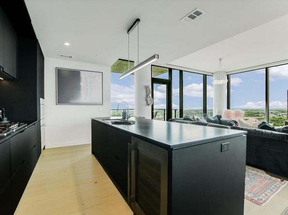 44 East Ave 3906, Austin TX 78701