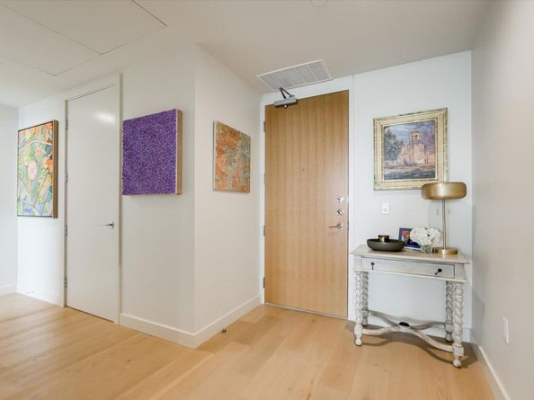 44 East Ave 3906, Austin TX 78701