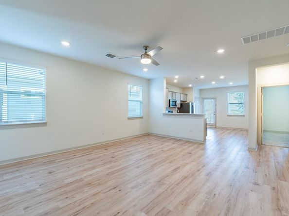 10801 Meris LN, Austin TX 78754