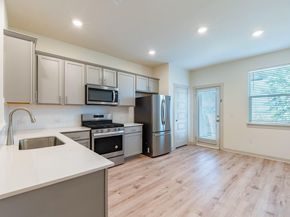 10801 Meris LN, Austin TX 78754