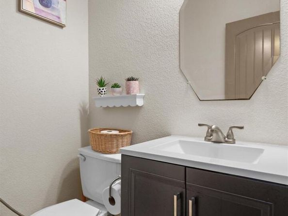 1520 Westmeadow TRL, Round Rock TX 78665