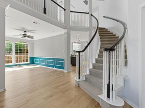 10033 Scull Creek DR, Austin TX 78730