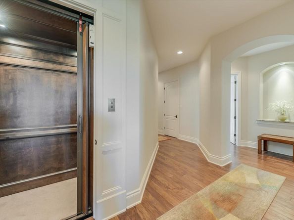 4400 River Place BLVD 2, Austin TX 78730