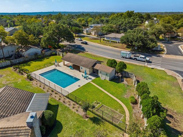 11512 Tin Cup DR 205, Austin TX 78750