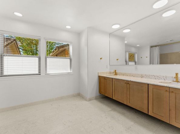 11512 Tin Cup DR 205, Austin TX 78750