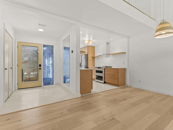 11512 Tin Cup DR 205, Austin TX 78750