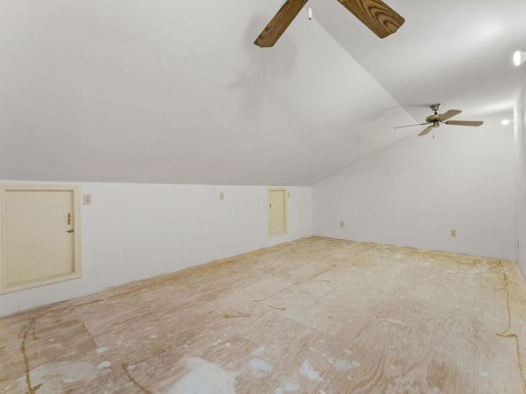 11512 Tin Cup DR 205, Austin TX 78750