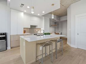 360 Nueces ST 1217, Austin TX 78701