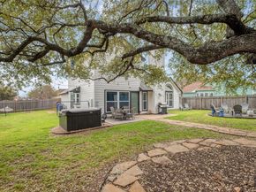 901 Oakcrest CIR, Cedar Park TX 78613