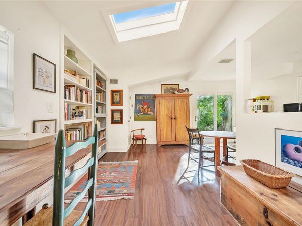 3302 Cherrywood RD, Austin TX 78722